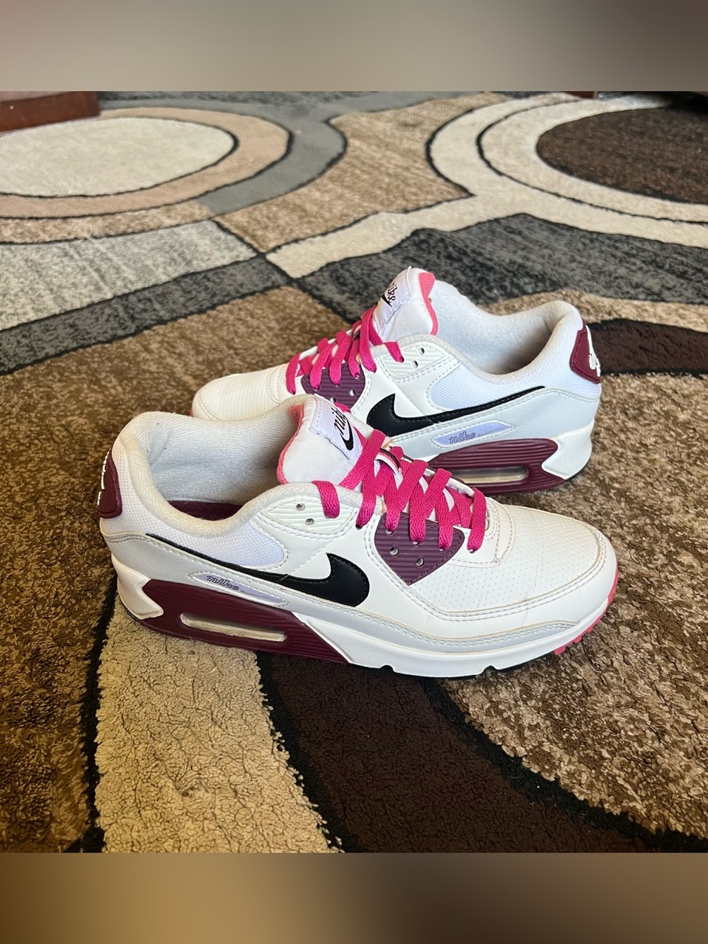 Nike WMNS Air Max 90 'White Dark Beetroot Size 7 - Picture 5 of 8